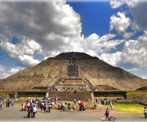 пазл Пирамида Солнца, самое большое здание в археологический город Теотиуакан, Мексика